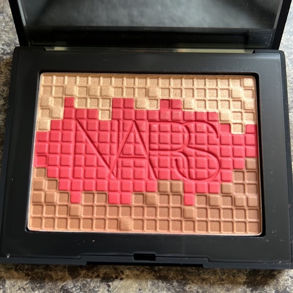 NWT NIB NARS Fireclay Mosaic Glow Blush - Picture 3 of 9